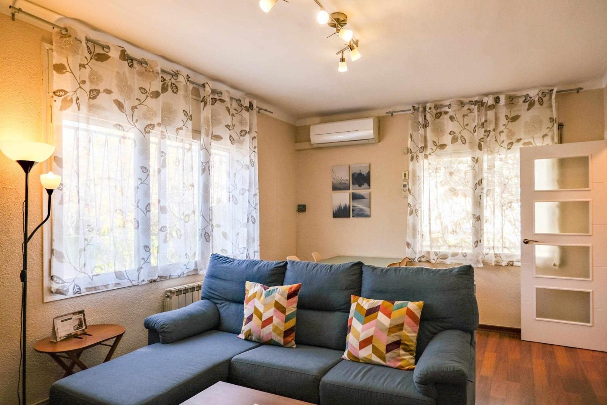 Can Camps Besalu Casa Planta Baja Con Jardin Esterno foto