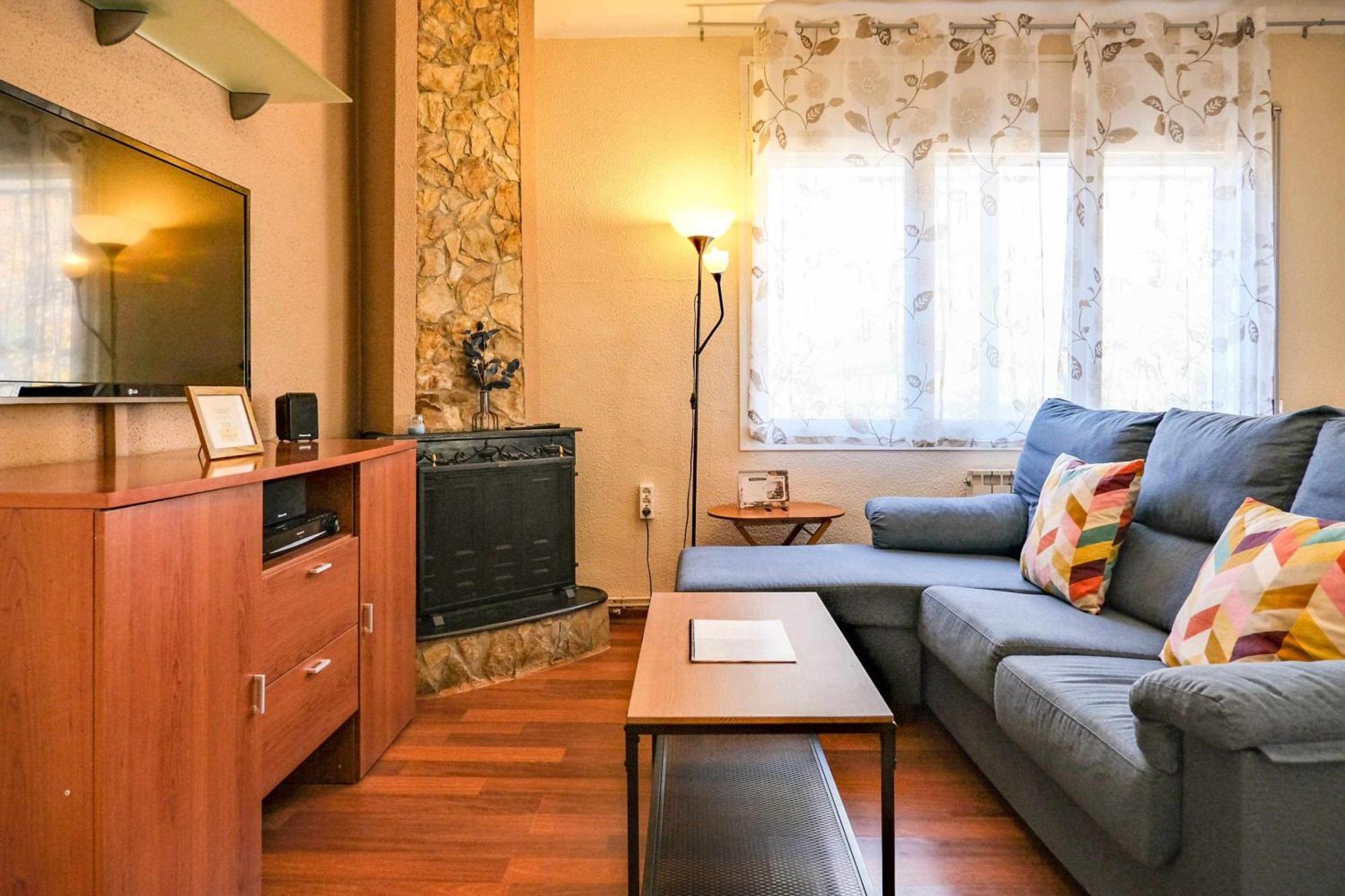 Can Camps Besalu Casa Planta Baja Con Jardin Esterno foto